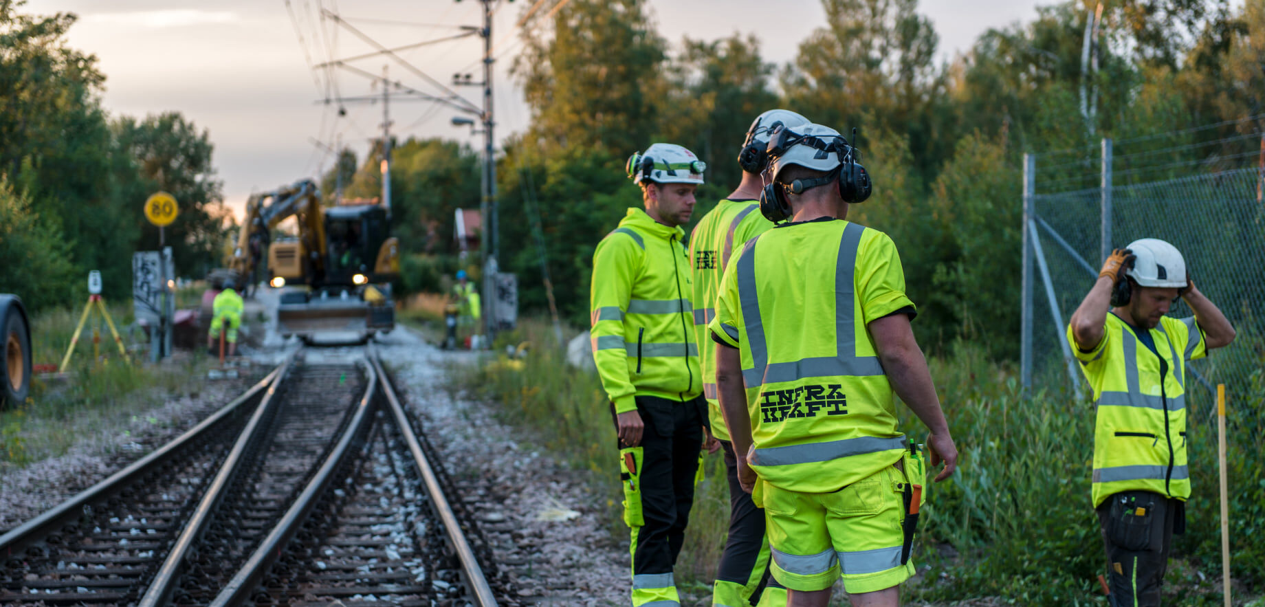 Arbetare vid järnväg